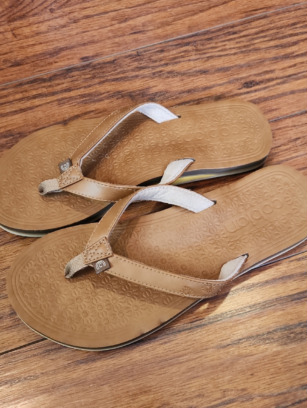 Cobian Kona Brown Womens Sandals - Picture 3 of 8
